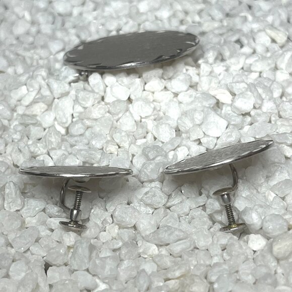 Vintage Sterling Silver Screw-Back Earrings & Brooch Signed Wells - Picture 3 of 7